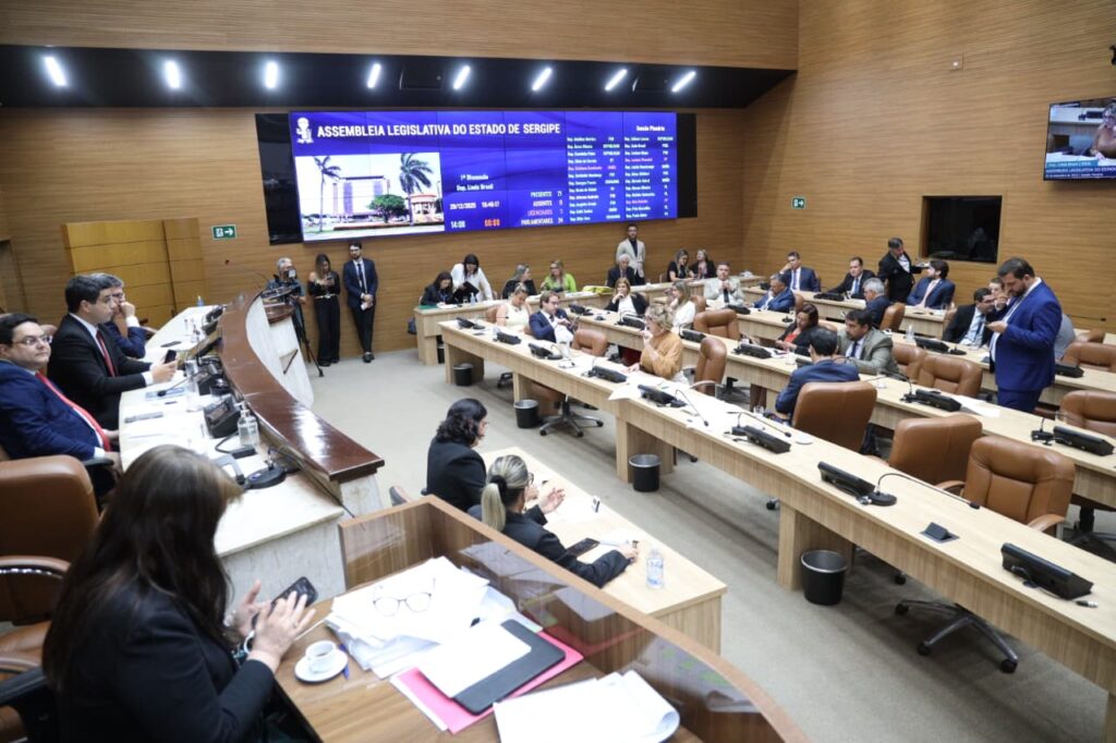 Alese Aprova Leis para Fortalecer a Educação em Sergipe