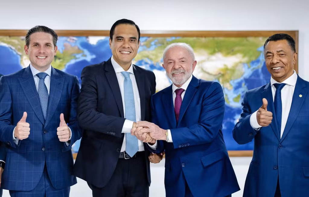 Gustavo Feliciano Assume o Ministério do Turismo em Nova Gestão