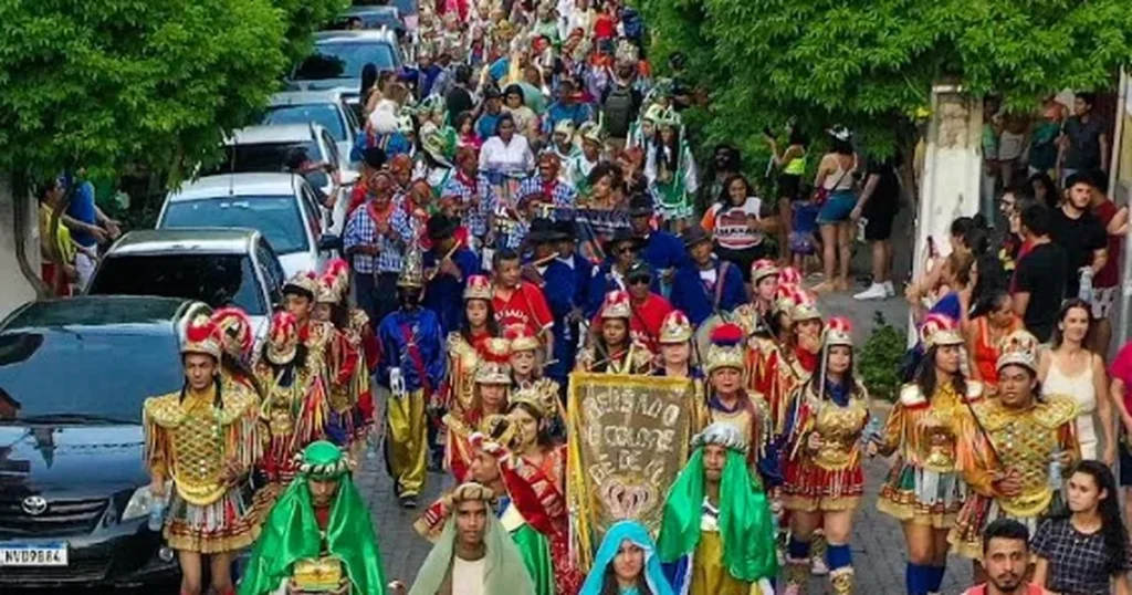 Natal Popular do Cariri 2026: Cortejo Cultural com 30 Grupos Celebra Tradições do Ceará