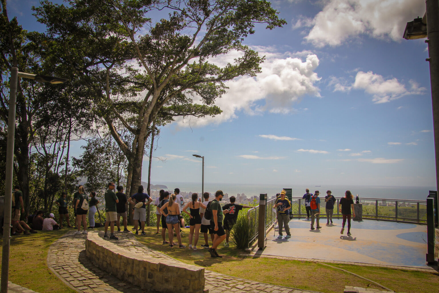 Parque das Pedreiras Completa Um Ano com Trilha, Música e Educação Ambiental