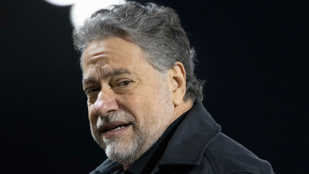 Crespo sobre a Saída de Casares: 'Que a Política Não Interfira no Futebol'