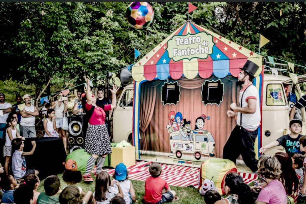 Cultura como Pacto Social: A Importância das Expressões Culturais na Sociedade