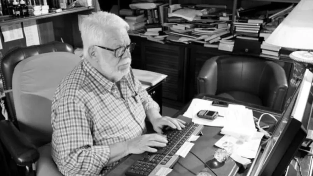 Ministra da Cultura Lamenta a Perda de Manoel Carlos: "Sua Legado Permanecerá na Cultura Brasileira"