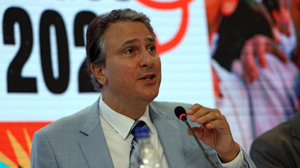 Ministro da Educação Anuncia Recursos e Inaugura Escola em Rio Grande