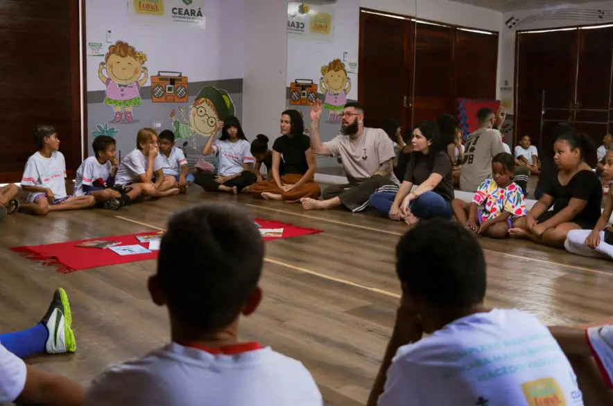 Oficinas Literárias Gratuitas para Crianças em Missão Velha: Conheça o Projeto Jogando com Histórias Oficinas Literárias Gratuitas para Crianças em Missão Velha: Conheça o Projeto Jogando com Histórias