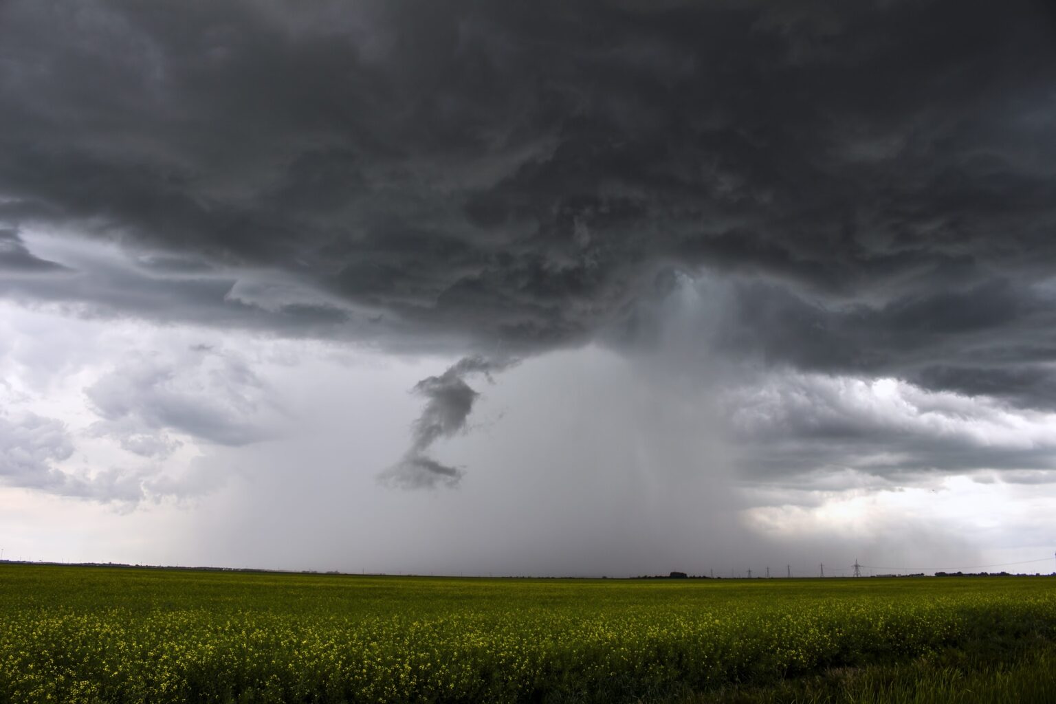 Alerta Amarelo do INMET: Chuvas Intensivas e Risco de Energia Cortada em Juazeiro do Norte e Região até Quinta-feira Alerta Amarelo do INMET: Chuvas Intensivas e Risco de Energia Cortada em Juazeiro do Norte e Região