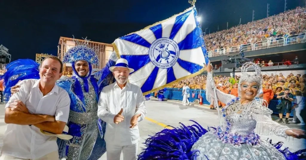 Análise de Desfile em Homenagem a Lula: Propaganda Eleitoral Antecipada em Foco Análise de Desfile em Homenagem a Lula: Propaganda Eleitoral Antecipada em Foco