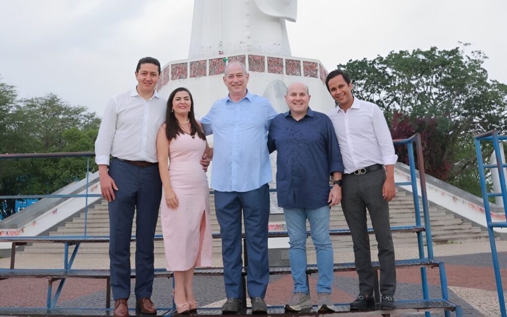 Ciro Gomes Inicia Movimento de Oposição no Cariri e Lança Olhares para 2026
