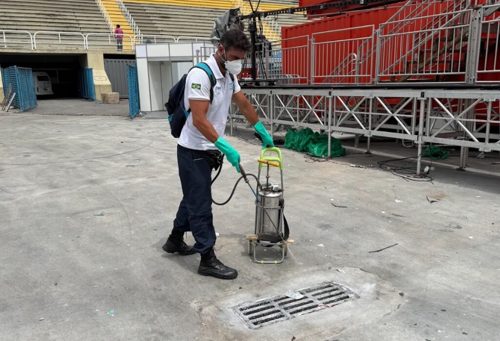 Combate à Dengue: Ação da Secretaria de Saúde no Sambódromo