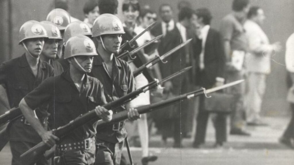 Como a Ficção Reflete a Política: Uma Análise Profunda