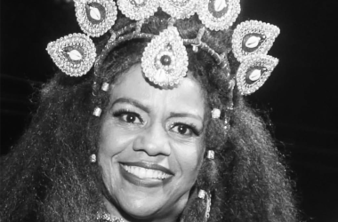 Despedida à Cantora Karina Nerys: Uma Voz que Ecoará na Cultura da Bahia Despedida à Cantora Karina Nerys: Uma Voz que Ecoará na Cultura da Bahia