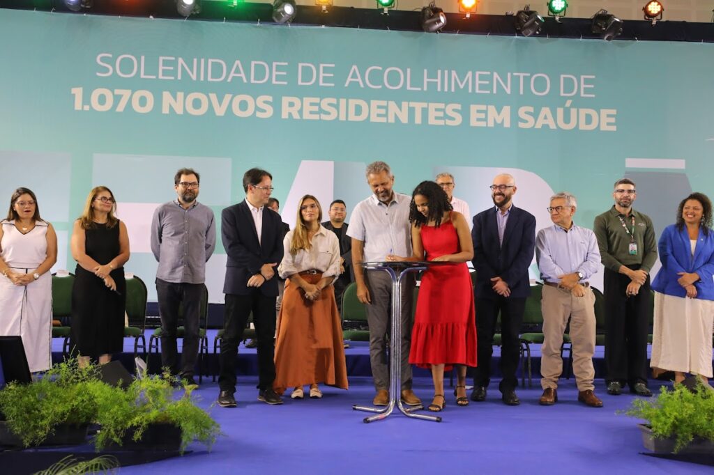 Governo do Ceará Recebe 1.073 Novos Profissionais nas Residências em Saúde Governo do Ceará Recebe 1.073 Novos Profissionais nas Residências em Saúde