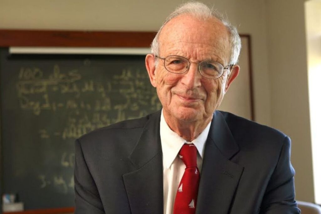 Morre aos 99 anos Ray A. Goldberg, Pioneiro do Agronegócio Moderno Morre aos 99 anos Ray A. Goldberg, Pioneiro do Agronegócio Moderno