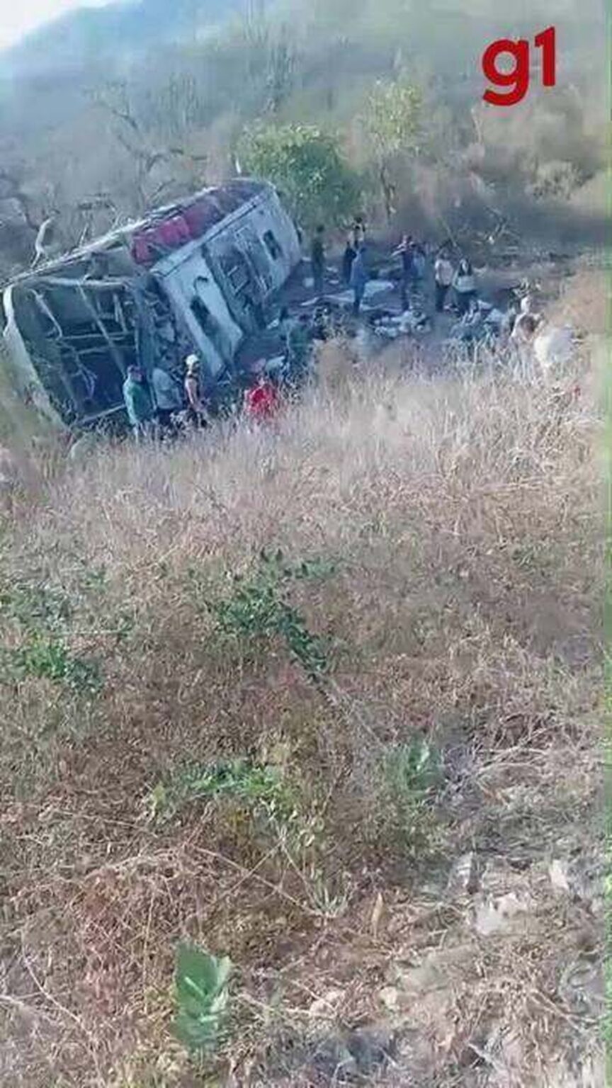 Tragédia em Alagoas: Acidente com romeiros da Romaria das Candeias deixa 15 mortos