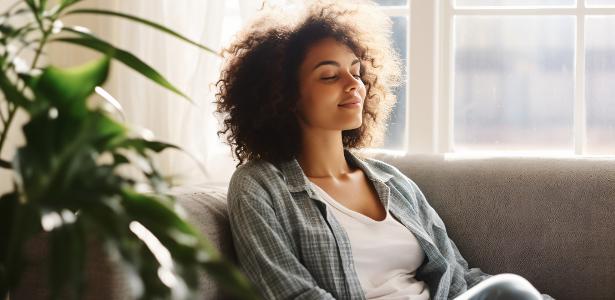 A Glorificação da Produtividade: Durma Enquanto Eles Dormem e os Desafios da Cultura Atual A Glorificação da Produtividade: Durma Enquanto Eles Dormem e os Desafios da Cultura Atual