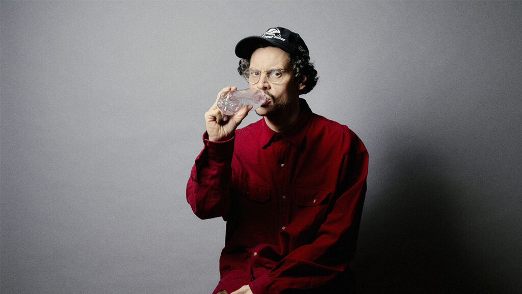 A Língua do Fogo: O Impactante Solo do Ator Vinícius de Souza no Teatro SESIMINAS A Língua do Fogo: O Impactante Solo do Ator Vinícius de Souza no Teatro SESIMINAS