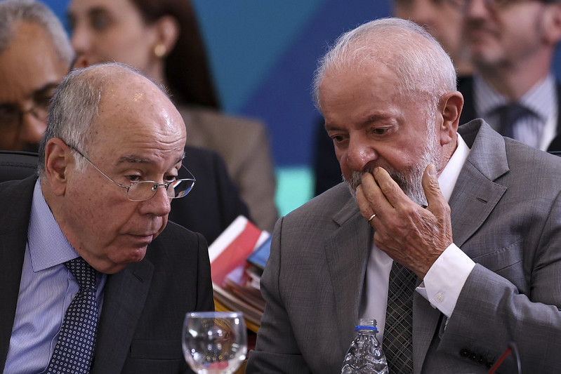 A Política Externa de Lula: Novos Erros Após Ataque ao Irã A Política Externa de Lula: Novos Erros Após Ataque ao Irã