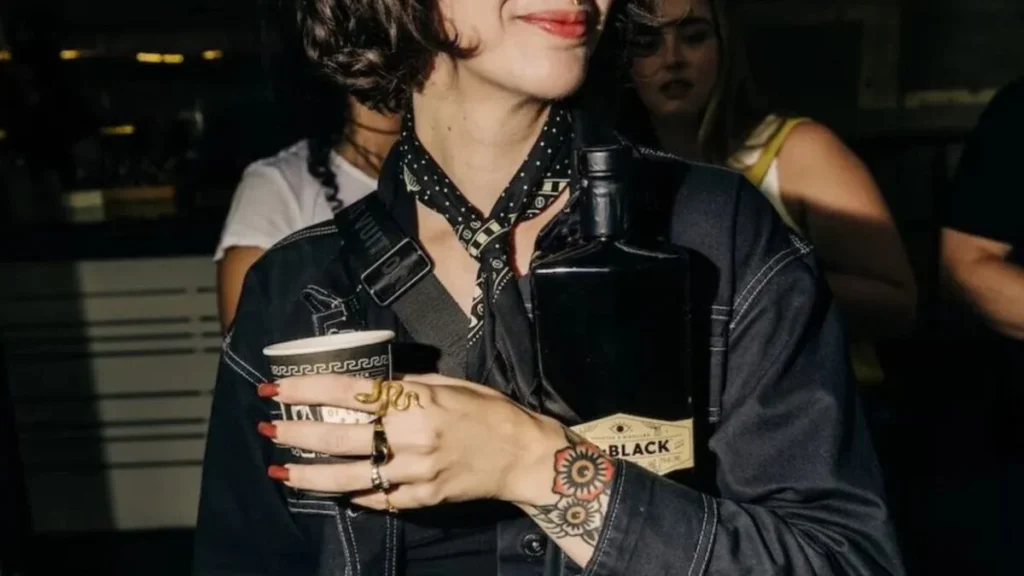 Adeus Balada? As Coffee Raves Transformam a Cultura do Café na Nova Geração