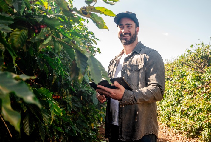Agronegócio Brasileiro: Resiliência e Potencial para Nova Safra Recorde Agronegócio Brasileiro: Resiliência e Potencial para Nova Safra Recorde