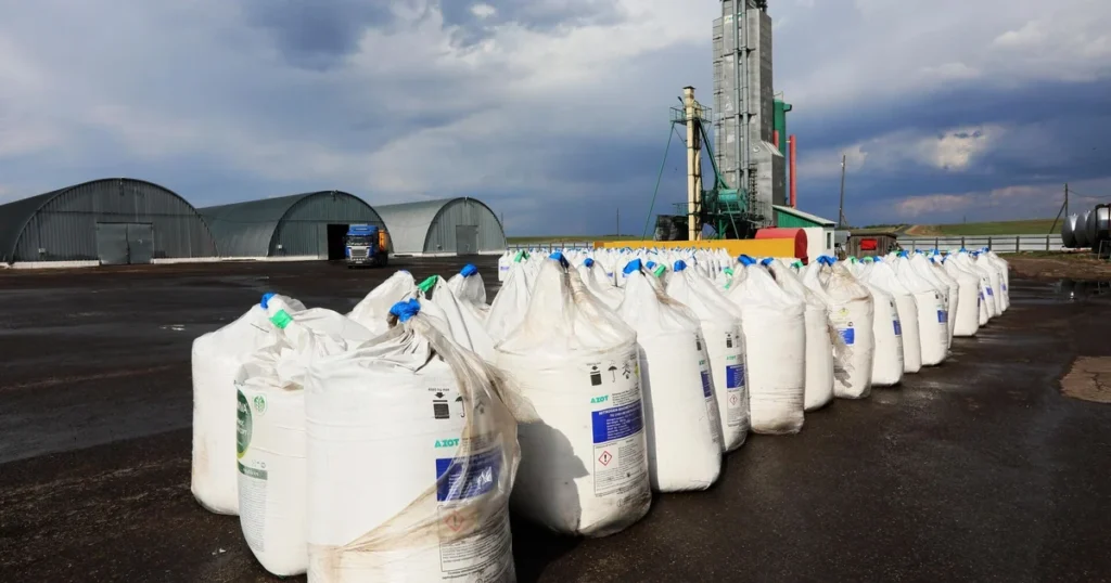 Aumento dos Preços de Fertilizantes Preocupa Agronegócio Brasileiro em Meio ao Conflito no Oriente Médio Aumento dos Preços de Fertilizantes Preocupa Agronegócio Brasileiro em Meio ao Conflito no Oriente M