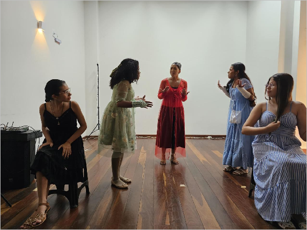 Curso Livre de Teatro da Escola Daniel Walker: Uma Oportunidade para Jovens em Juazeiro do Norte Curso Livre de Teatro da Escola Daniel Walker: Uma Oportunidade para Jovens em Juazeiro do Norte