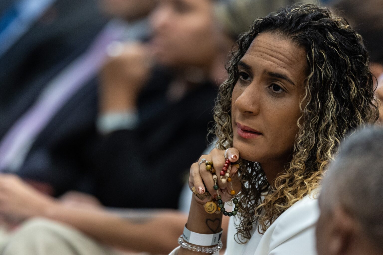 Denúncia contra Silvio Almeida: Um Chamado à Coragem das Mulheres Denúncia contra Silvio Almeida: Um Chamado à Coragem das Mulheres