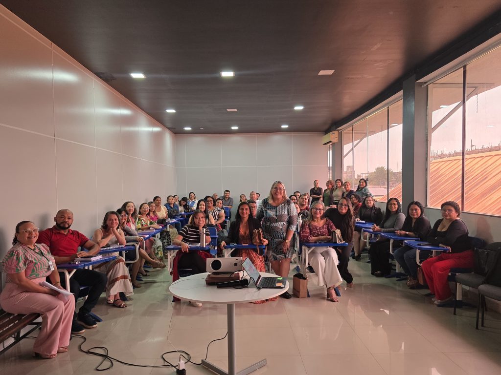 Educação Inclusiva: Formação Fundamental na Rede Municipal de Ensino de Santana/AP Educação Inclusiva: Formação Fundamental na Rede Municipal de Ensino de Santana/AP