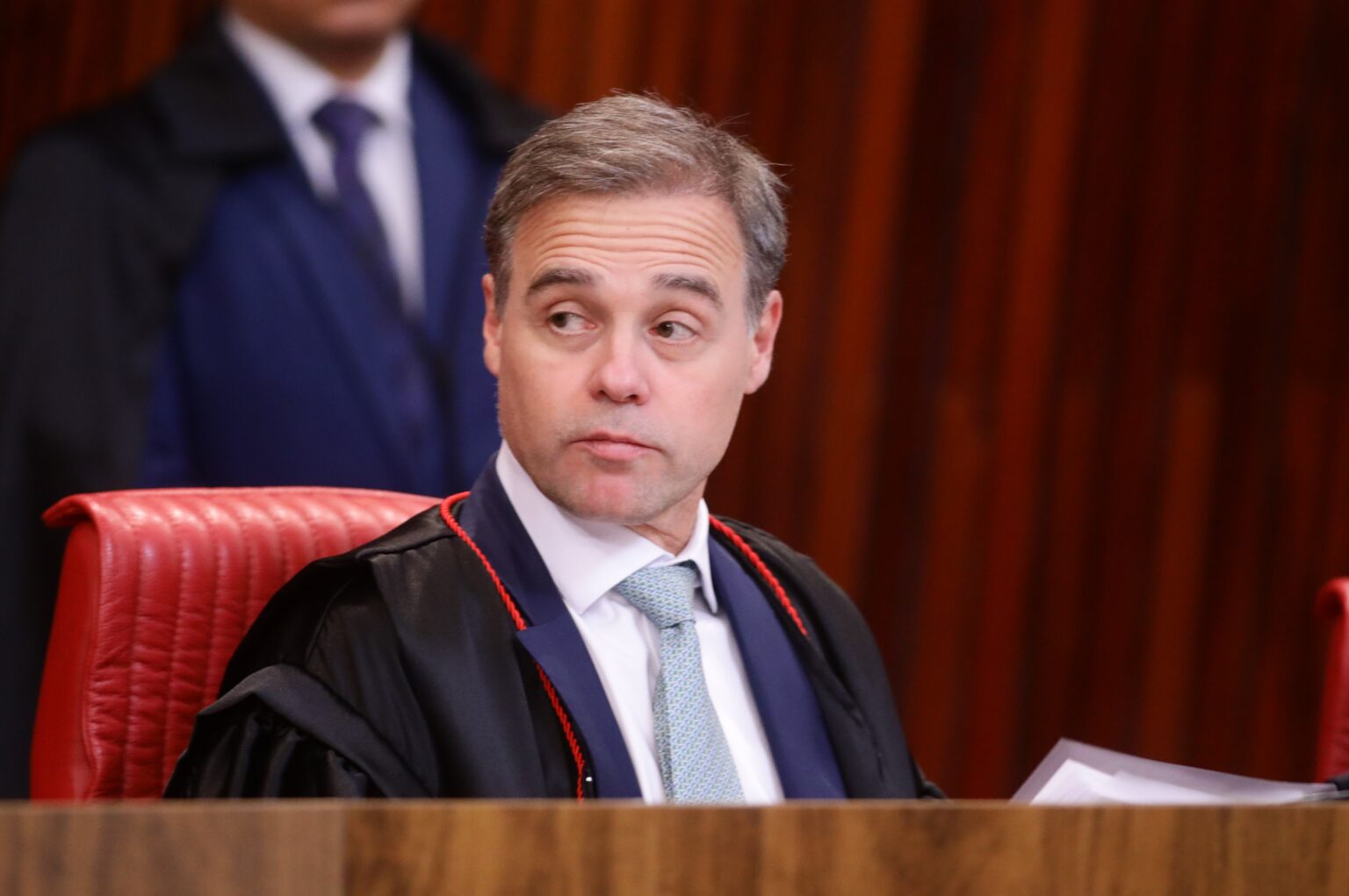 Polícia Propõe Aumento da Segurança para Família de André Mendonça, Relator do STF