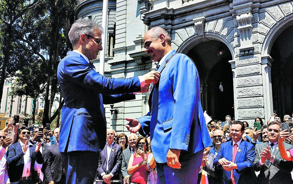 Vice-governador assume Minas após renúncia de Zema e enfrenta desafios eleitorais