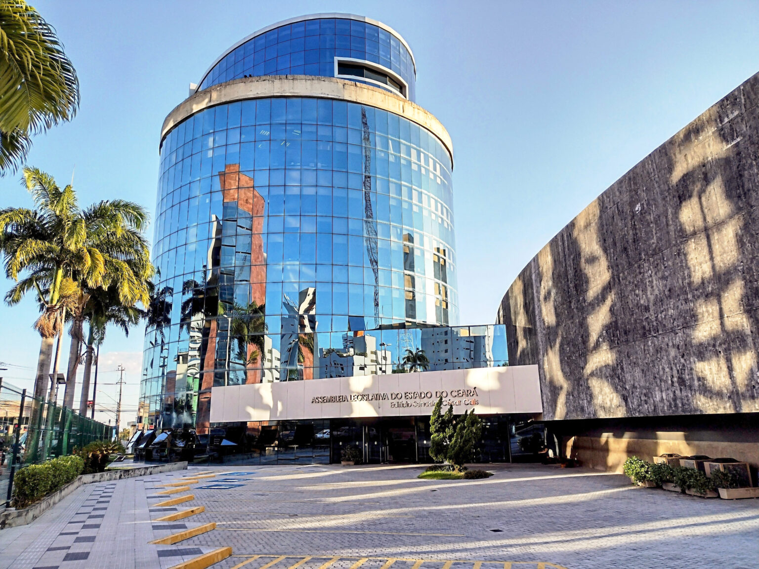 Vídeos no Plenário da Alece Geram Divisões entre Deputados