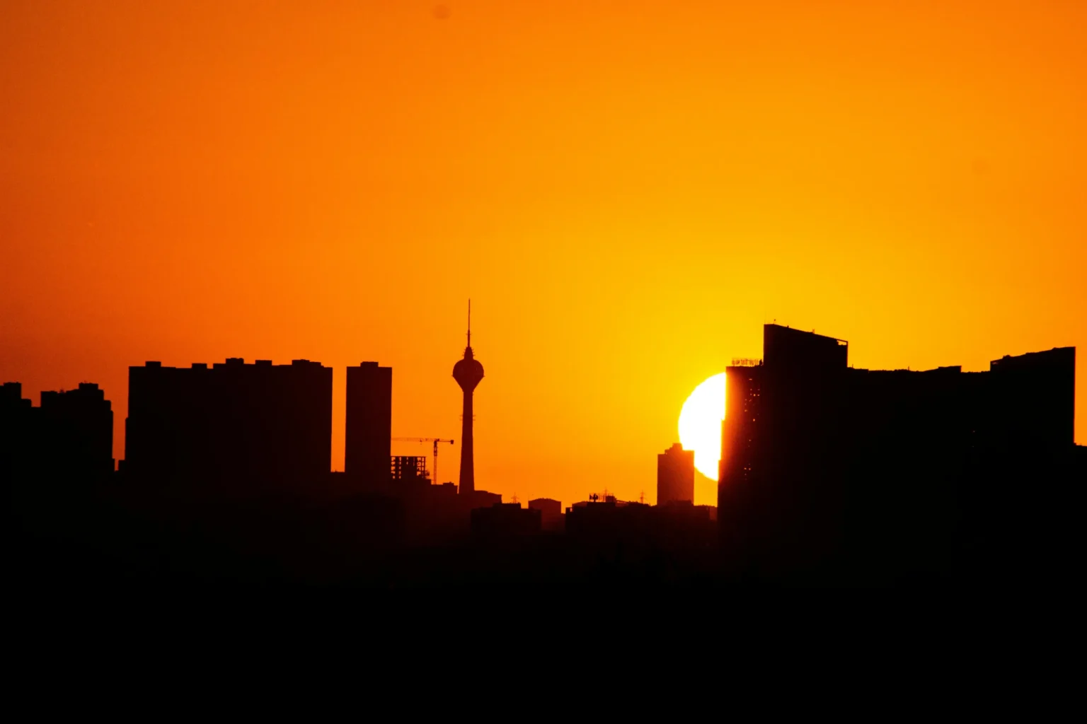 XPML11, SNEL11 e AAZQ11 se Destacam no Bom Dia FIIs de 18 de Março