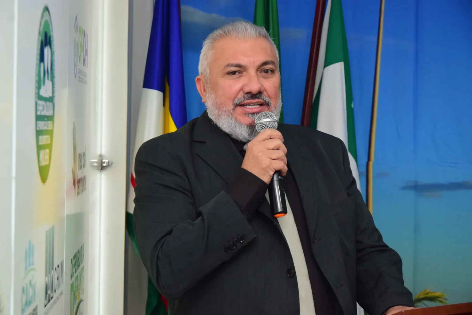 Defensor Público-Geral Licencia-se para Concorrer às Eleições de 2026