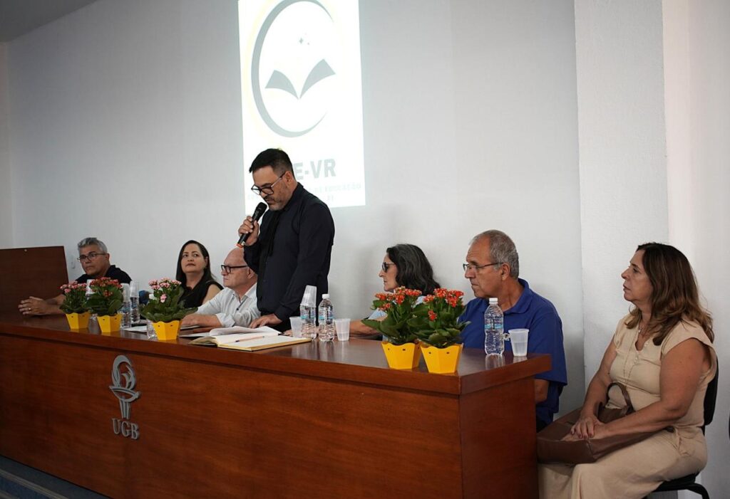 Novo Conselho Municipal de Educação de Volta Redonda: Representatividade em Ação Novo Conselho Municipal de Educação de Volta Redonda: Representatividade em Ação