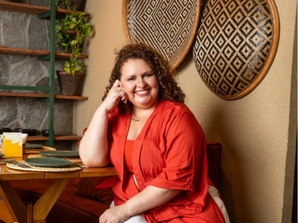 Obra de Socorro Acioli é a Mais Lida no MEC Livros e Virará Enredo da Tijuca em 2027