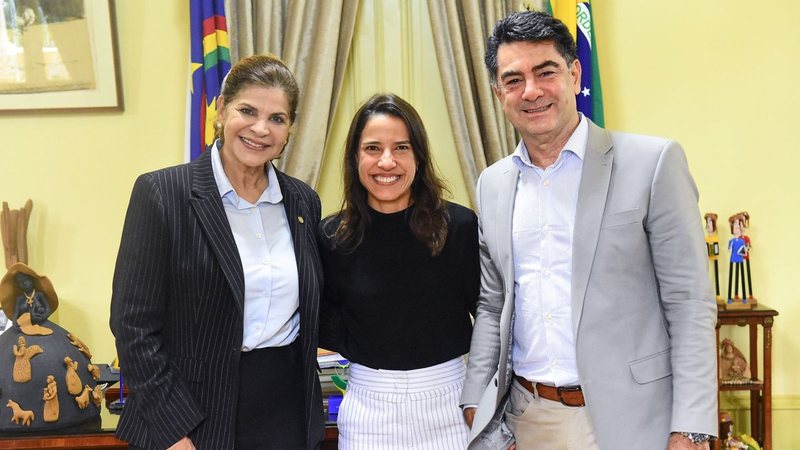 Raquel Lyra Lança Edital de R$ 30 milhões para Pavimentação da VPE-700 em Araripina Raquel Lyra Lança Edital de R$ 30 milhões para Pavimentação da VPE-700 em Araripina