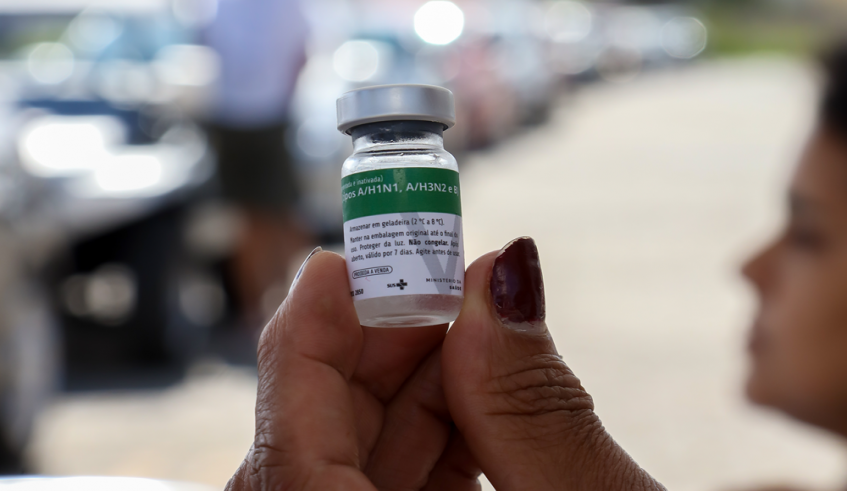 Vacinação Contra a Gripe em Mogi das Cruzes: Motoristas de Ônibus São Prioridade Vacinação Contra a Gripe em Mogi das Cruzes: Motoristas de Ônibus São Prioridade