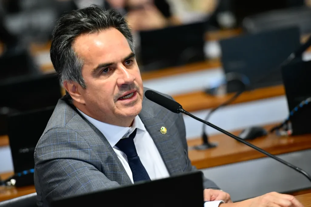 Ciro Nogueira Recebia R$ 300 Mil Mensais de Daniel Vorcaro, Aponta PF