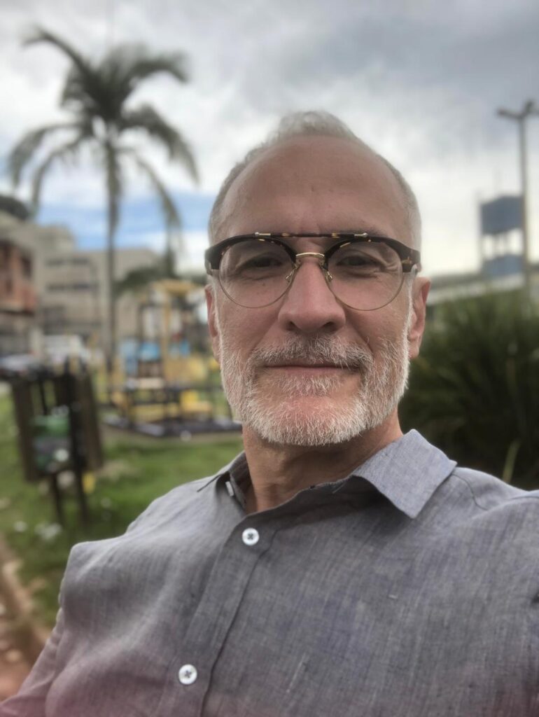 Dr. Flavio Amorim Assume a Pasta da Saúde com Foco em Eficiência e Redução de Filas