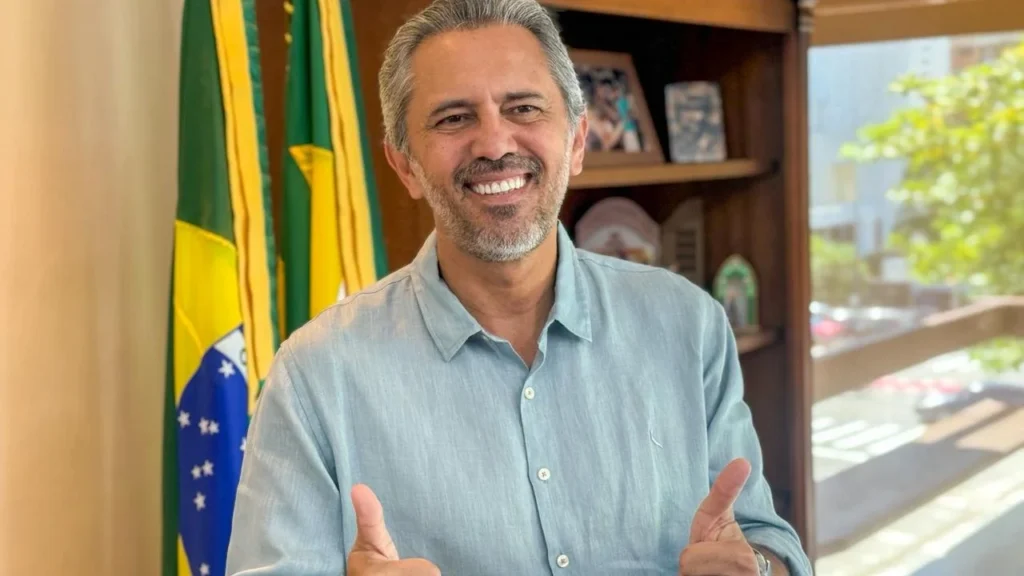 Ceará registra crescimento recorde no emprego formal com salários acima da média do Nordeste Ceará registra crescimento recorde no emprego formal com salários acima da média do Nordeste
