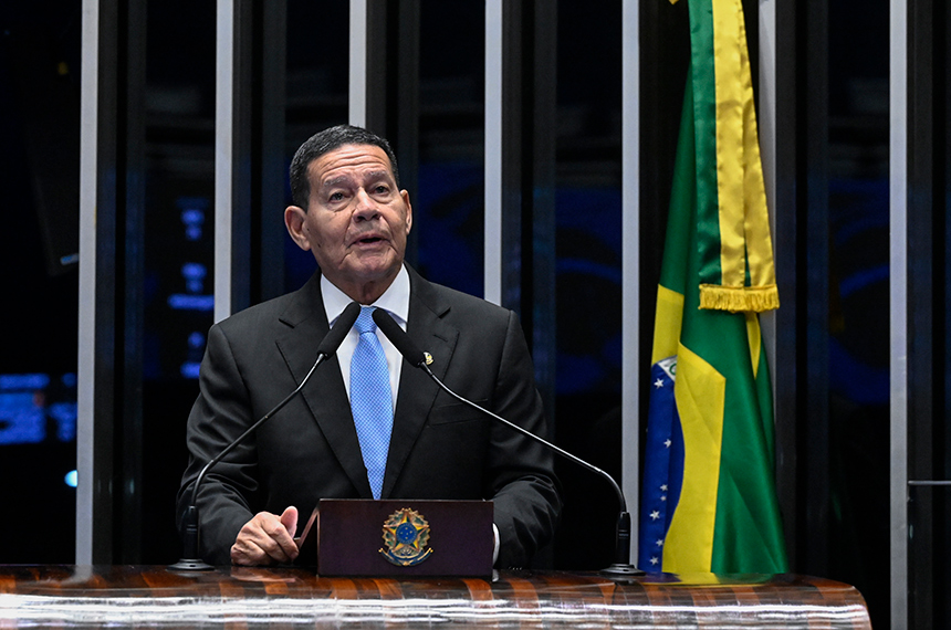 Mourão Desafia Pacote de Segurança e Políticas Econômicas do Governo Lula Mourão Desafia Pacote de Segurança e Políticas Econômicas do Governo Lula