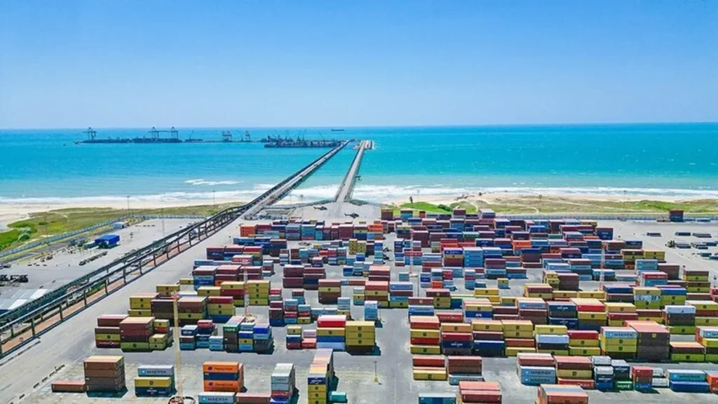 Ceará impulsiona economia com foco em logística, agronegócio e data centers