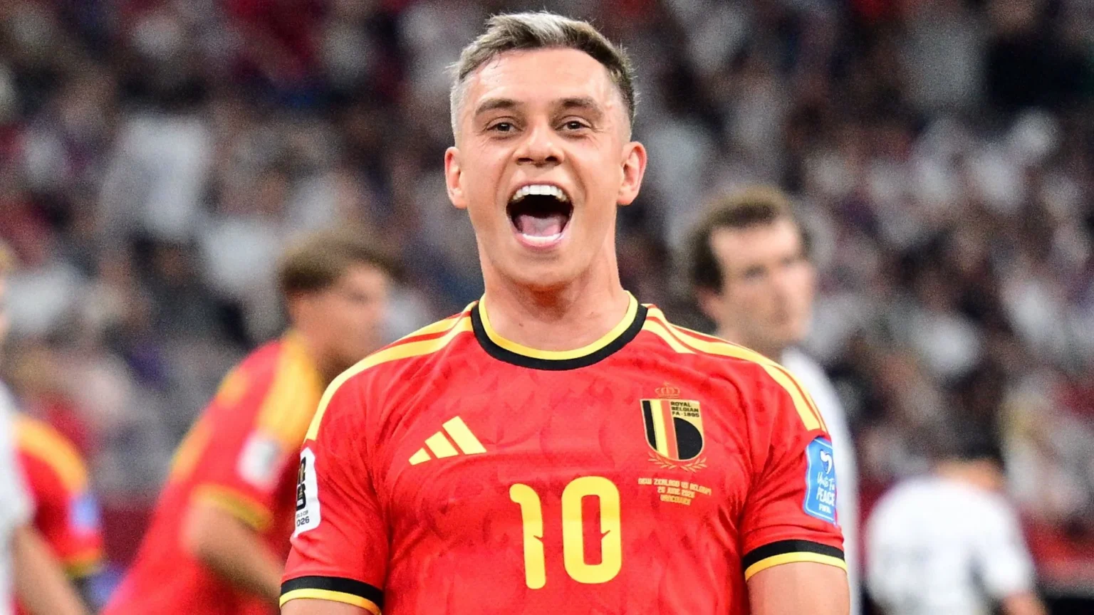 Beşiktaş mira duas contratações de peso com Leandro Trossard e possível chegada de Nübel