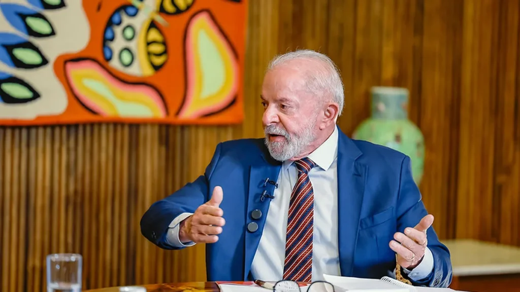 Lula critica gestão Bolsonaro e reforça avanços na saúde pública durante visita ao Ceará Lula critica gestão Bolsonaro e reforça avanços na saúde pública durante visita ao Ceará